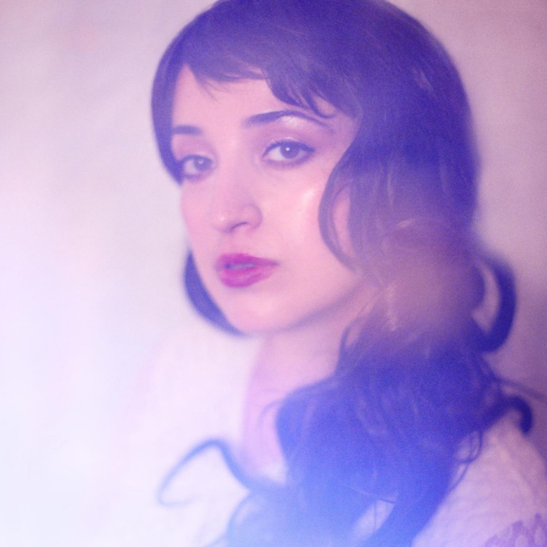 Damascan Daydreams Blends Electric and Soul To Share Her Story Through Music