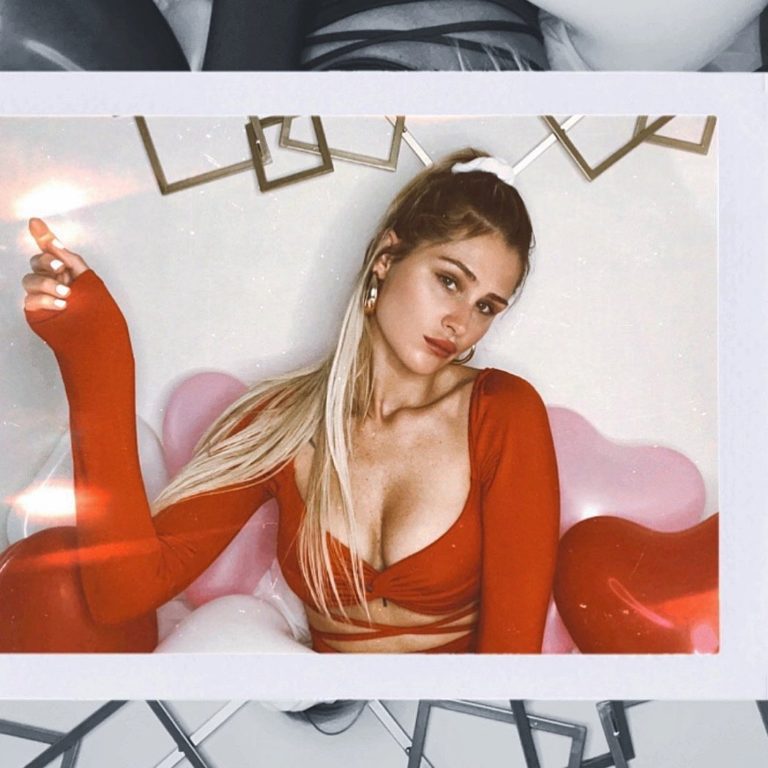 Amanda Rea Works Her Way Up Through Music And Acting