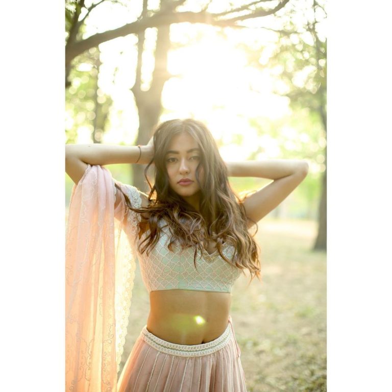 Nhikeet Dhillon Fancy People With Her Effortless Punjabi Fashion