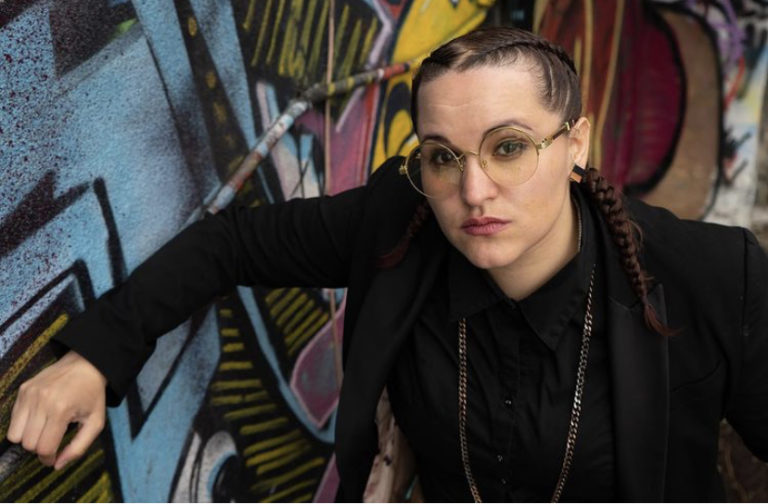 Get To Know V-Henny – CEO, Artist, And More