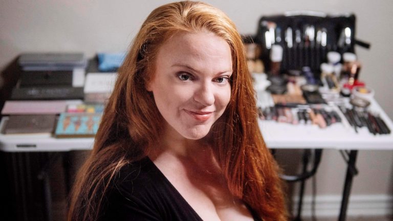 Makeup Artist Kimberly Davis Pours Love Into What She Does