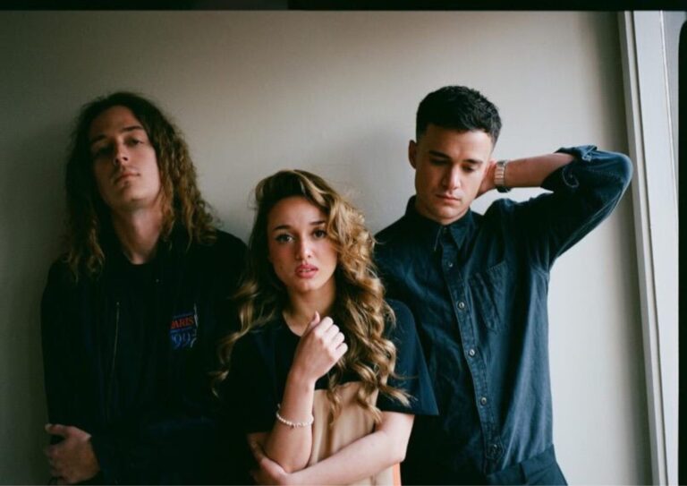 Nawas ft Heather Russell