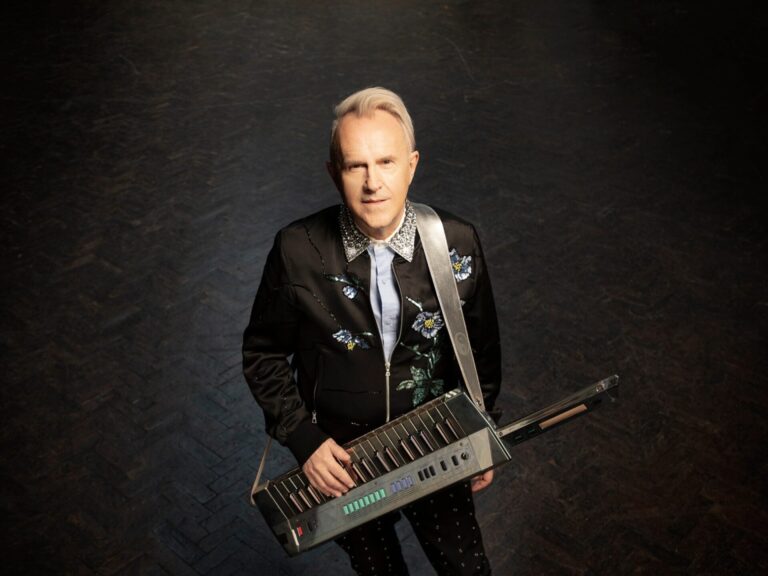 HOWARD JONES