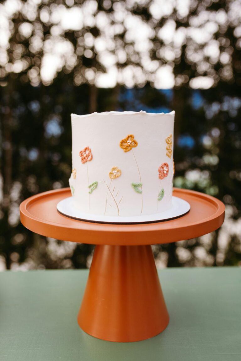 Inspiration Through Comedy: Easy to Read and Natural Language