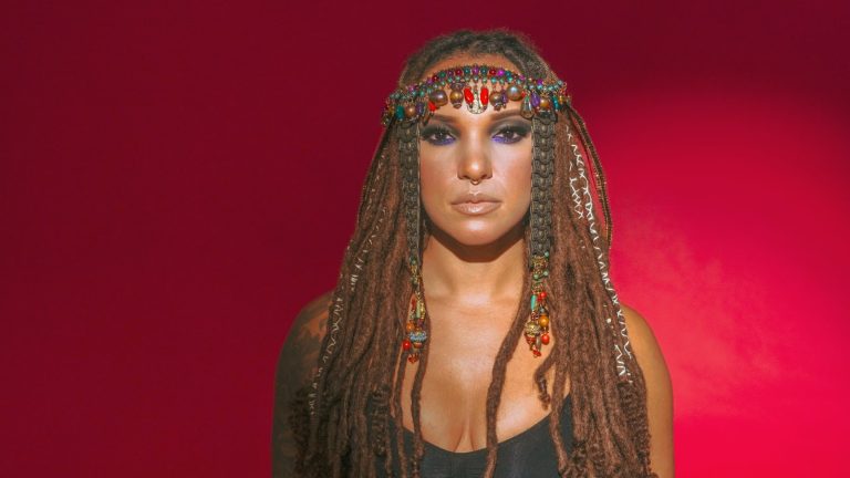 Amakiya, Austin alternative electronic artist, debut album Archetype