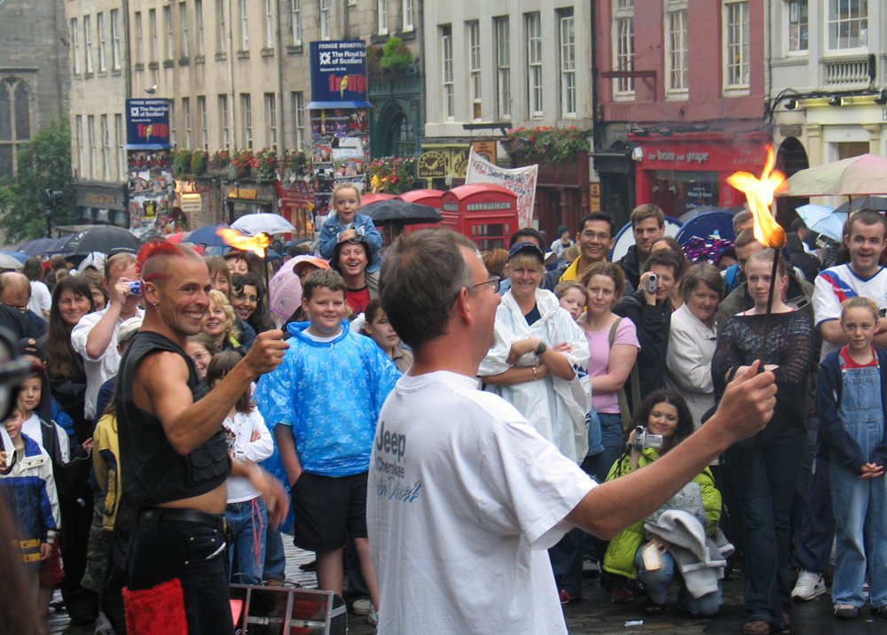 A street performer on the Royal Mile during the Edinburgh Festival Fringe