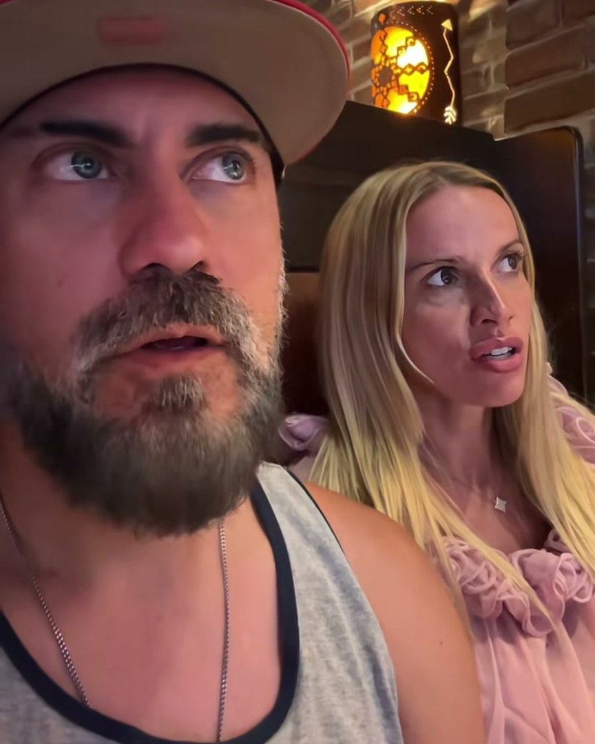 Kiley and Sid Griego in their Fourth of July TikTok video