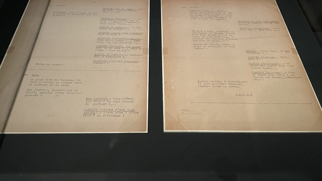 Two pages of the screenplay for the French film La Traversée de Paris (1956)